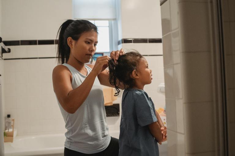 The Kind Of Childhood You Had, Based On Your Mom’s Zodiac Sign